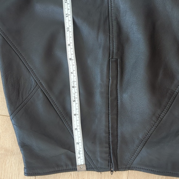 RENAISSANCE leather skirt size 6 - Picture 5 of 6